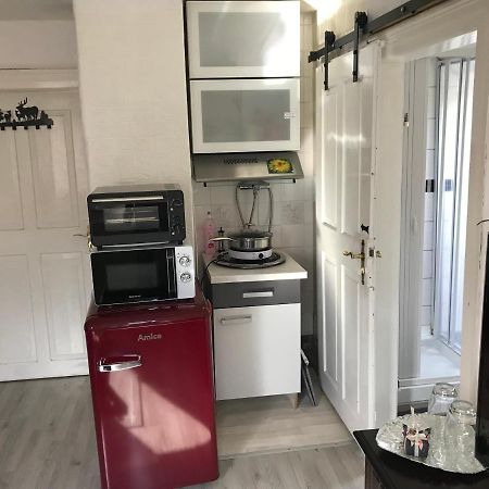 Ferienwohnung Im Einfamilienhaus, Automobil Und Robert Schumann Stadt צוויקאו מראה חיצוני תמונה