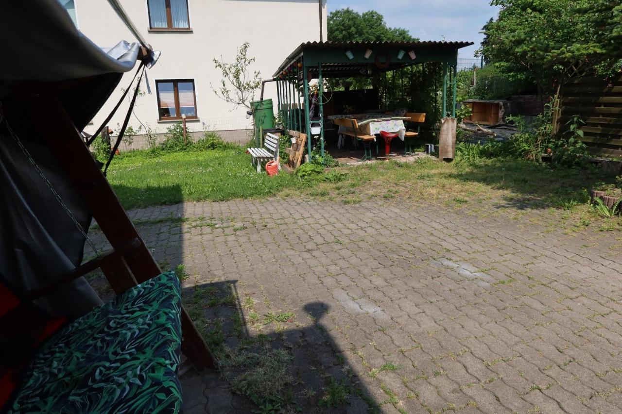 Ferienwohnung Im Einfamilienhaus, Automobil Und Robert Schumann Stadt צוויקאו מראה חיצוני תמונה